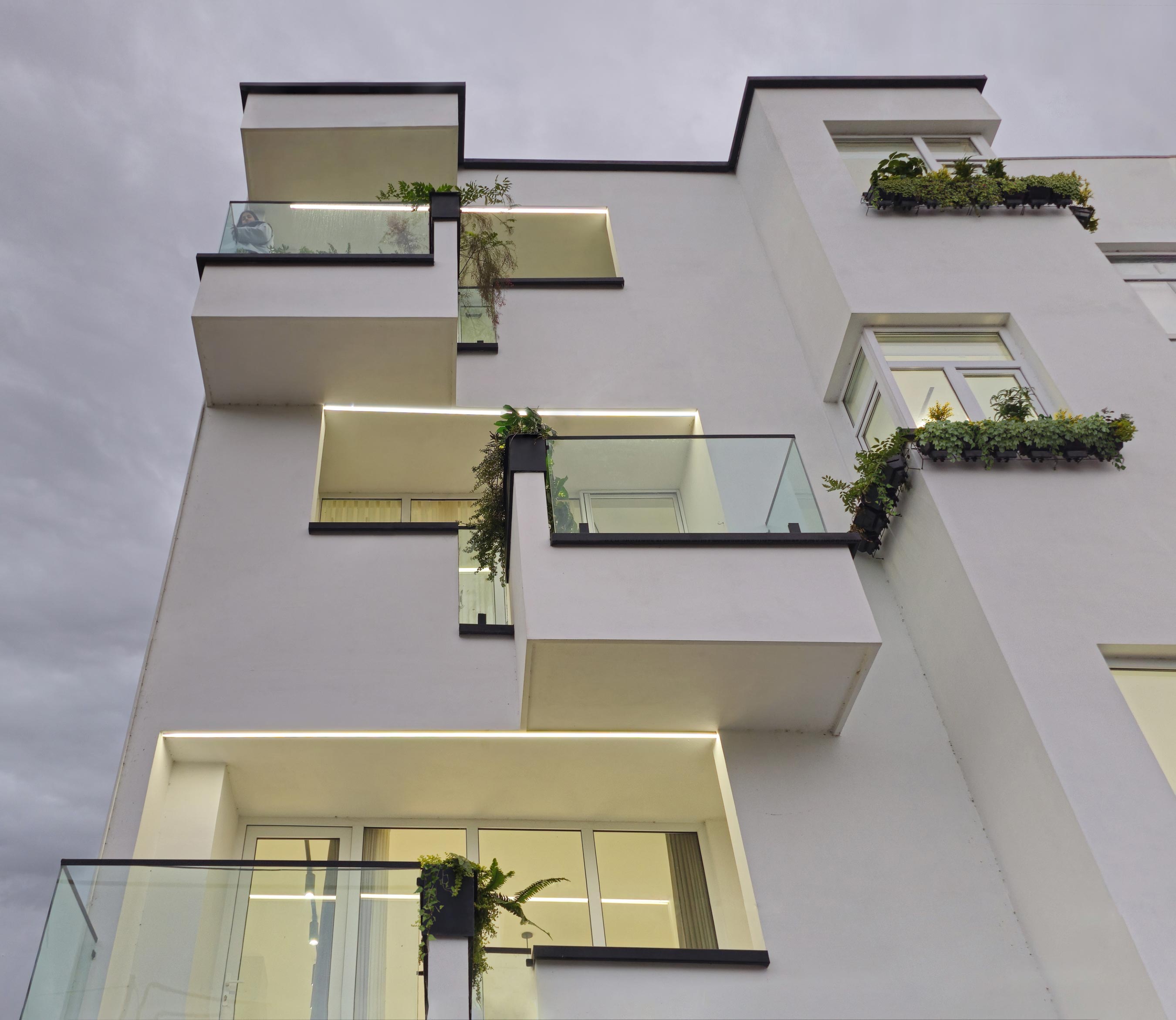 An apartment near Anzali, slide no. 1