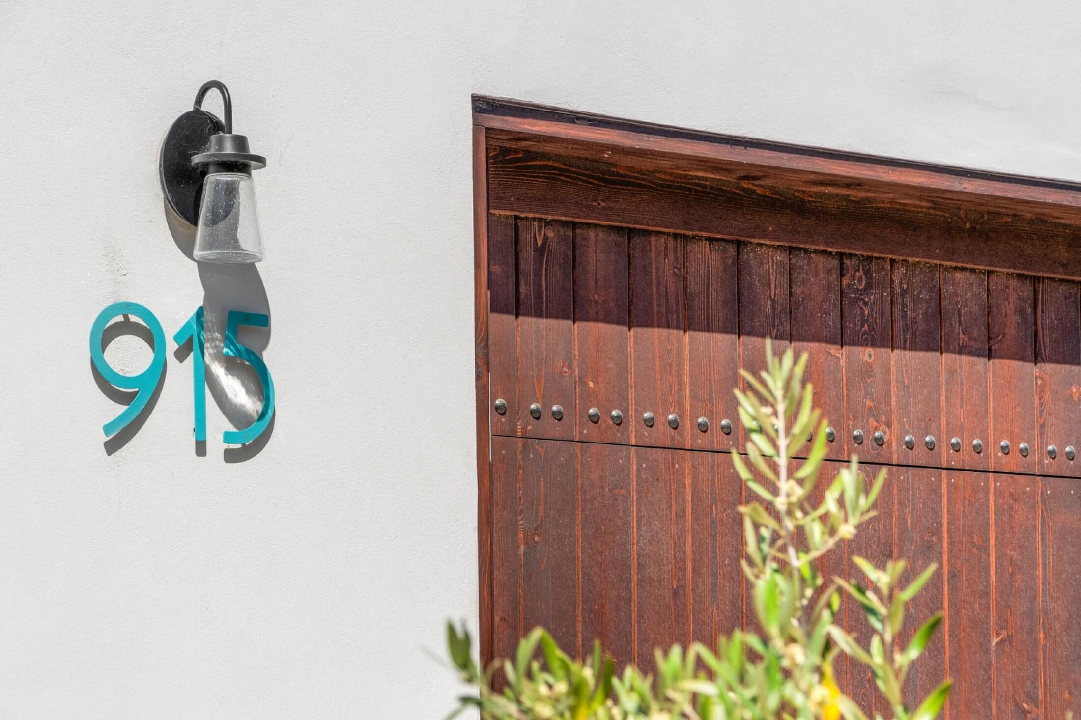 Organic Colonial, slide no. 0